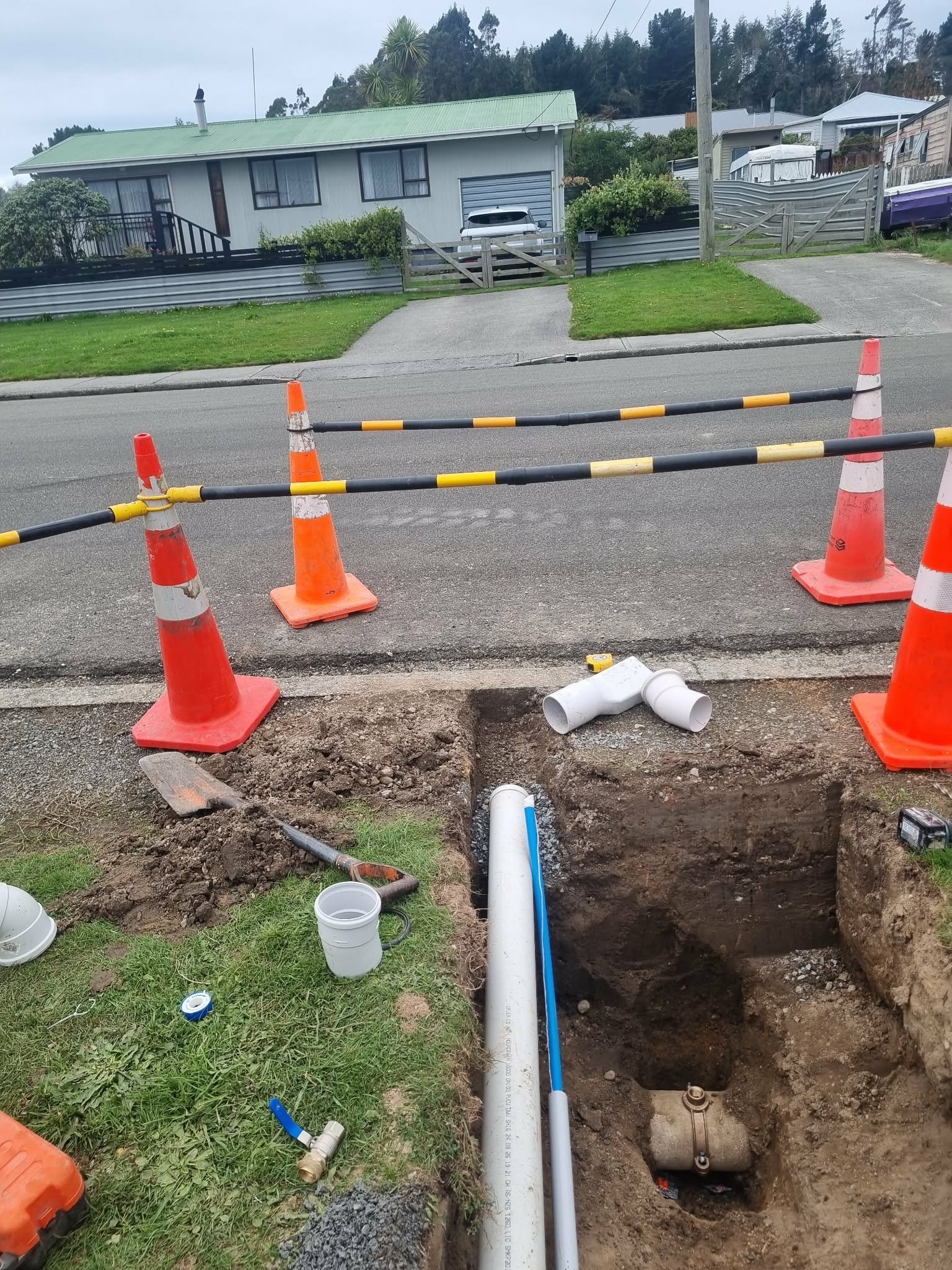 att.-HwxvFN6eci1vBaJXWHnkD2RyhvConhq52bPa3c4RvI